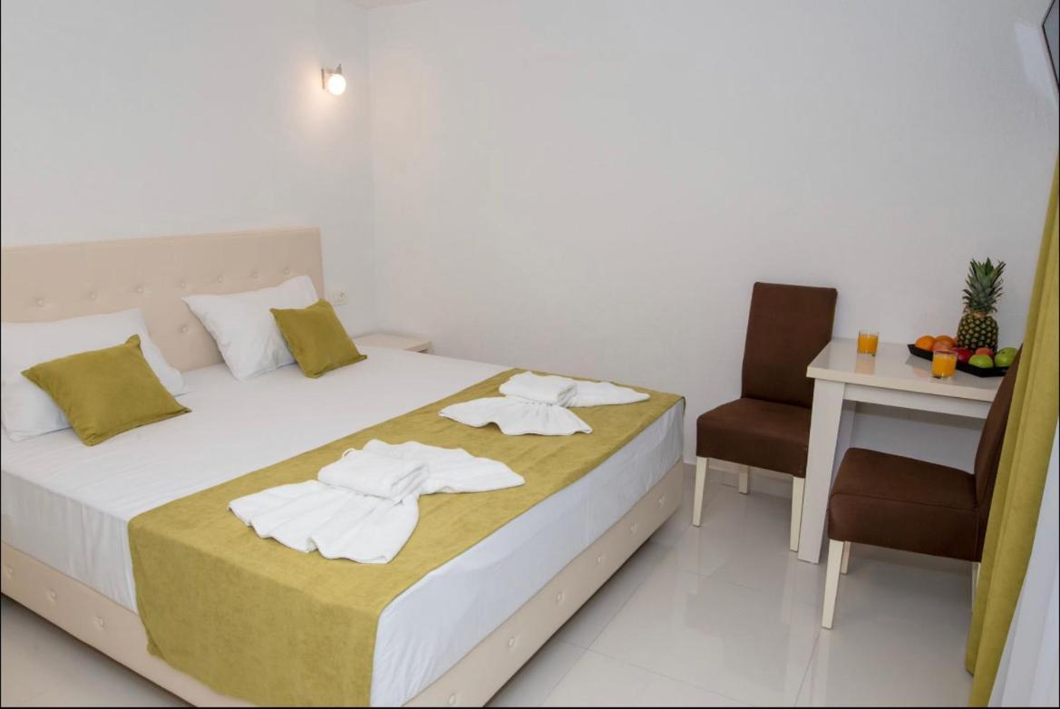 Apartmani Nela 苏托莫雷 外观 照片