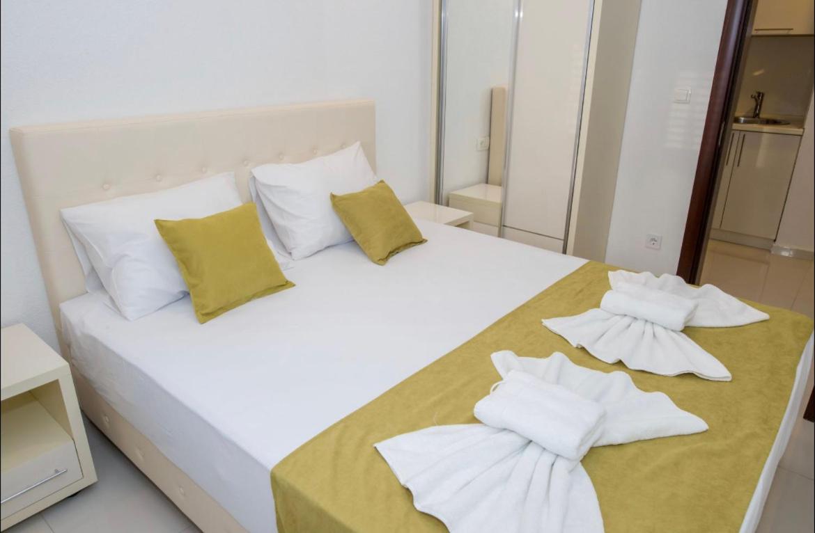 Apartmani Nela 苏托莫雷 外观 照片