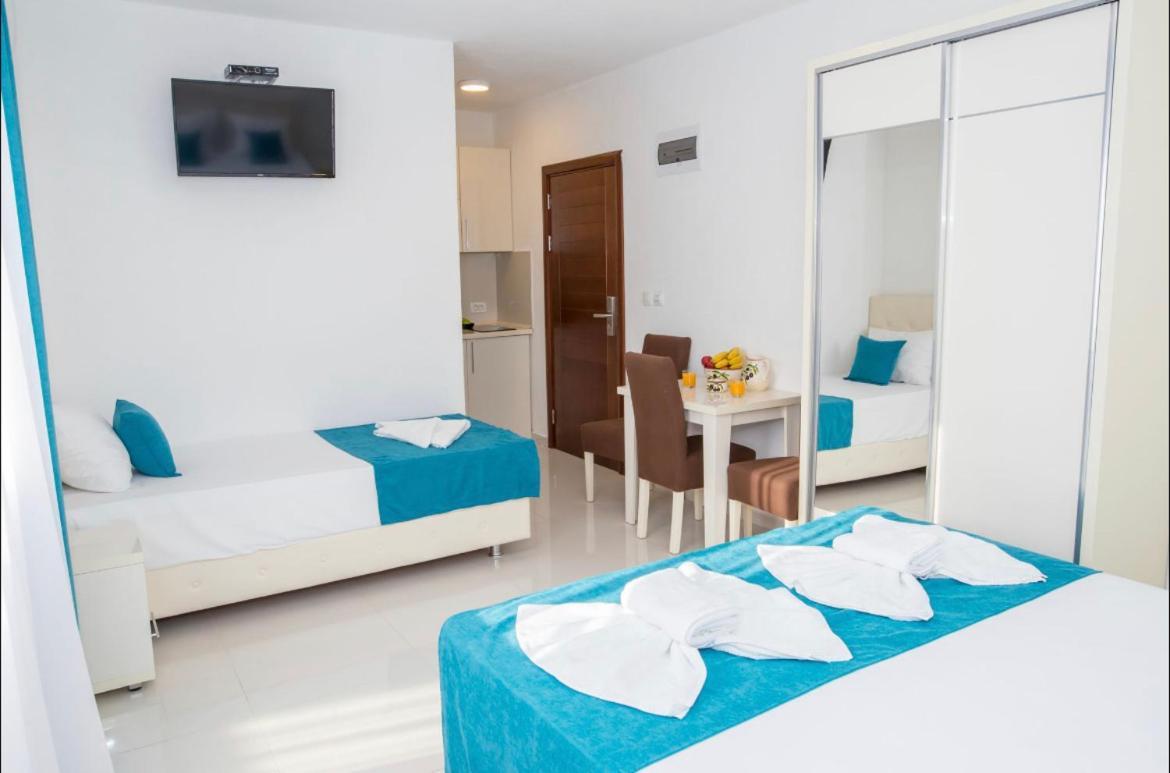 Apartmani Nela 苏托莫雷 外观 照片