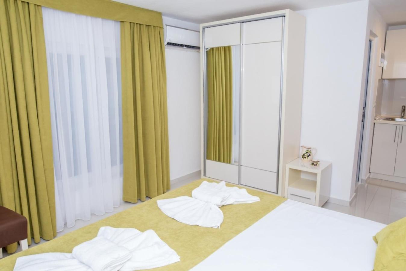 Apartmani Nela 苏托莫雷 外观 照片