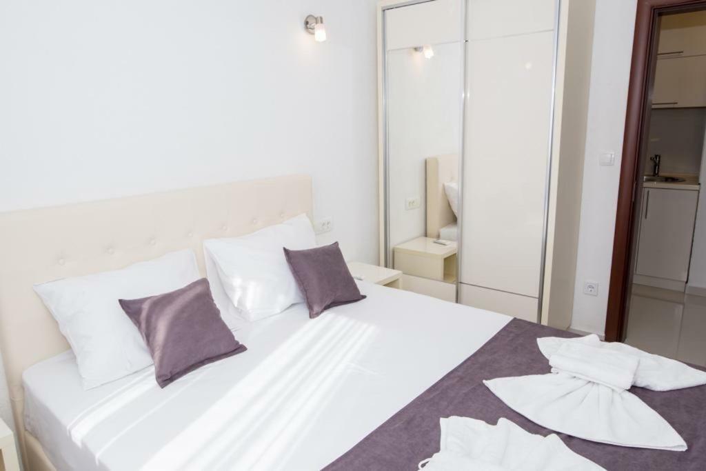 Apartmani Nela 苏托莫雷 外观 照片